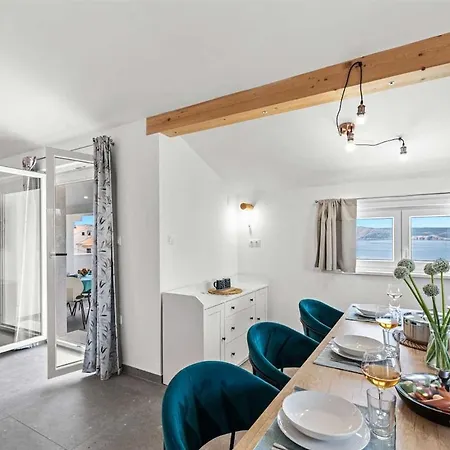 Apartamento With Pool By Aneo Travel