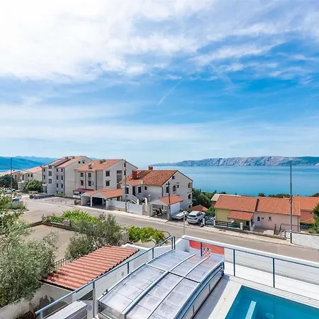 Apartamento With Pool By Aneo Travel Novi Vinodolski