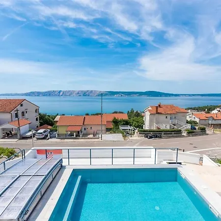 Apartamento With Pool By Aneo Travel Novi Vinodolski