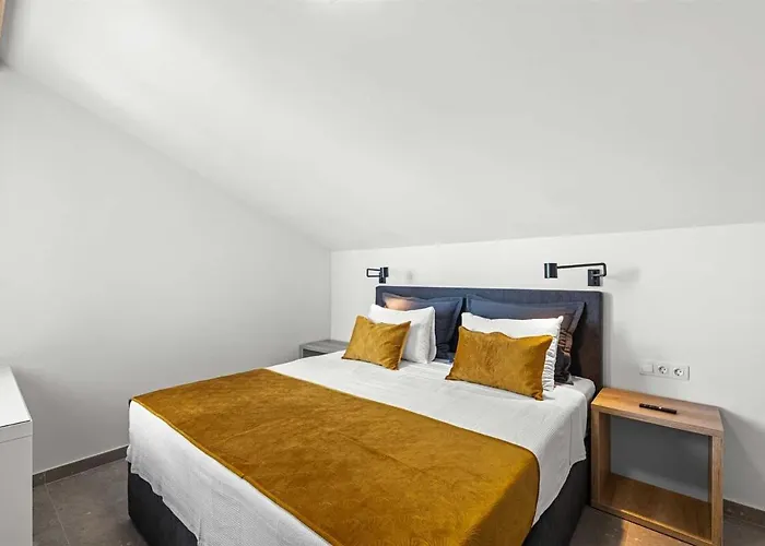 Apartamento With Pool By Aneo Travel